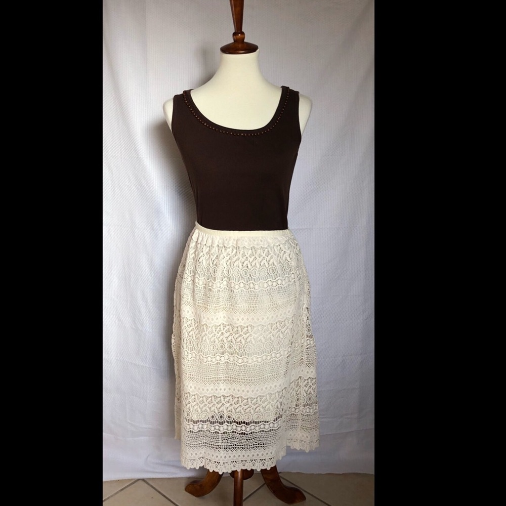 Solitaire Lace Crochet Skirt